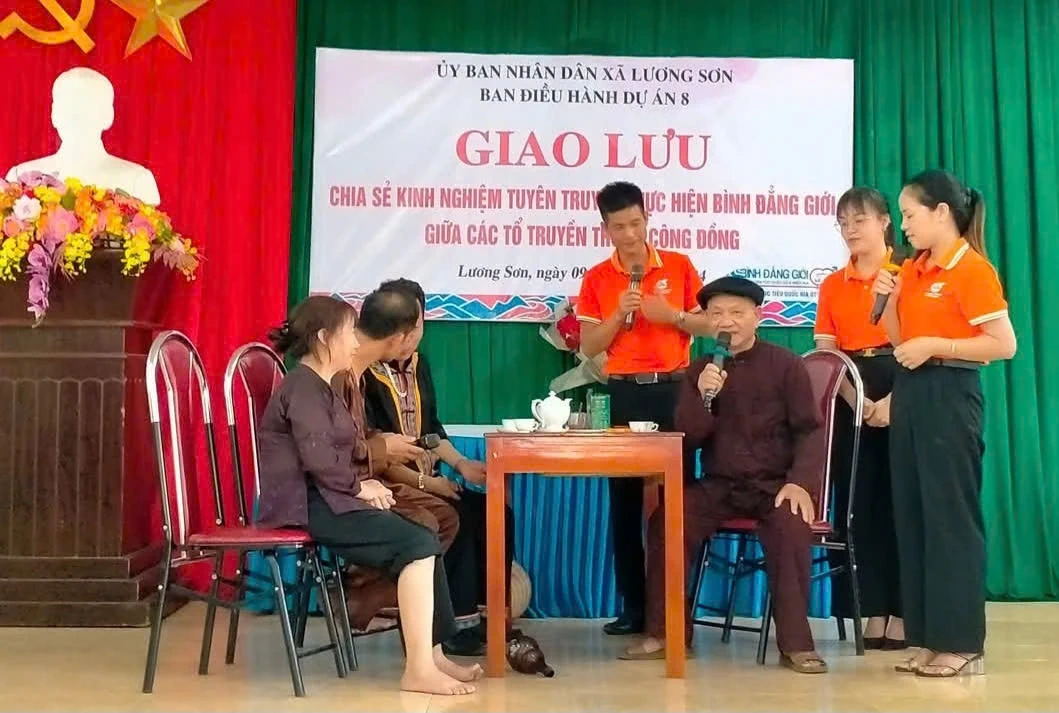 Chia sẻ kinh nghiệm tuyên truyền thực hiện bình đẳng giới