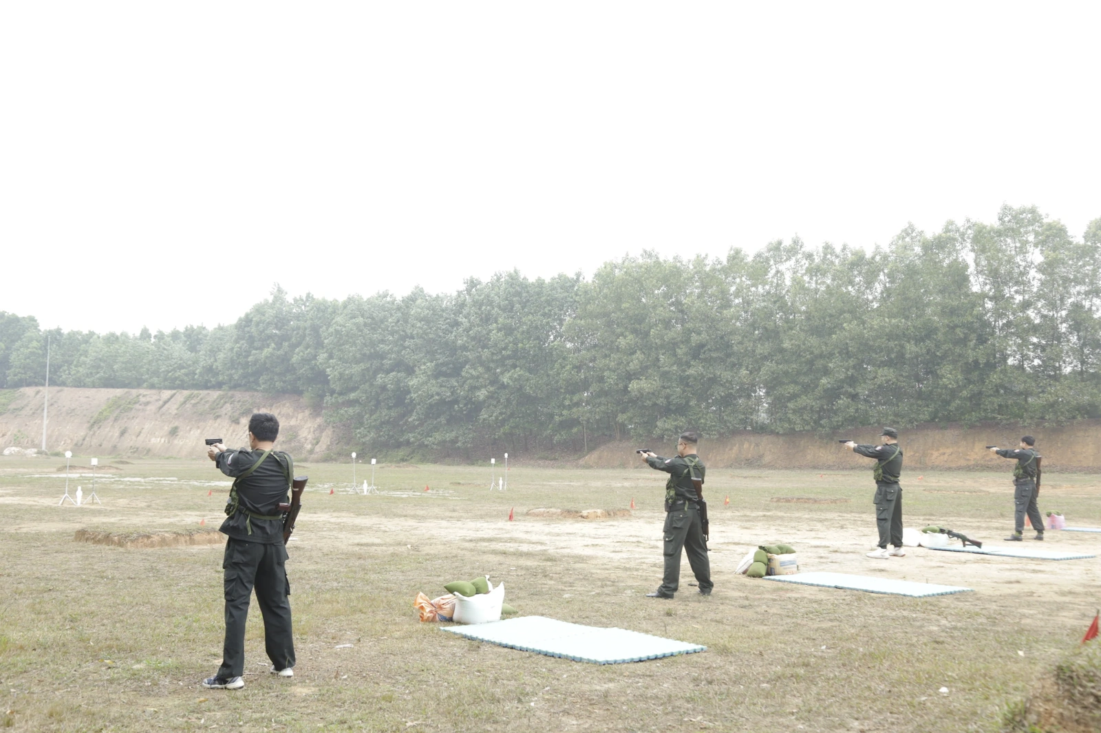 Sẵn sàng cho Đại hội khỏe “Vì an ninh Tổ quốc” và Hội thi điều lệnh, quân sự, võ thuật CAND khu vực 2