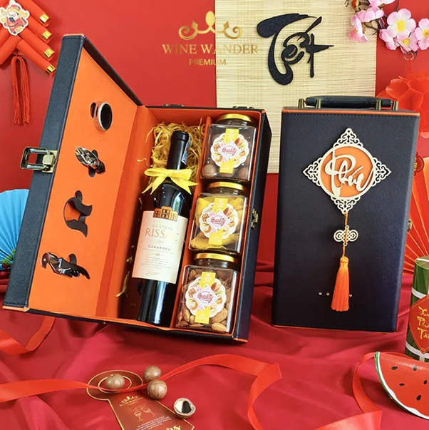 Gợi ý tặng quà Tết ý nghĩa, sang trọng và thiết thực