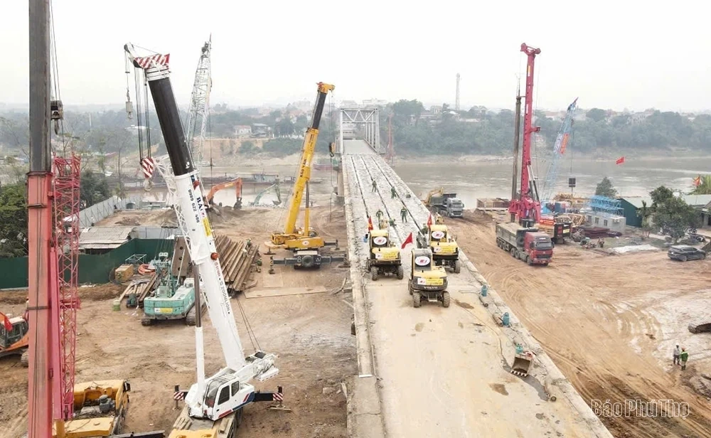 Lễ triển khai thi công Dự án đầu tư xây dựng cầu Phong Châu mới