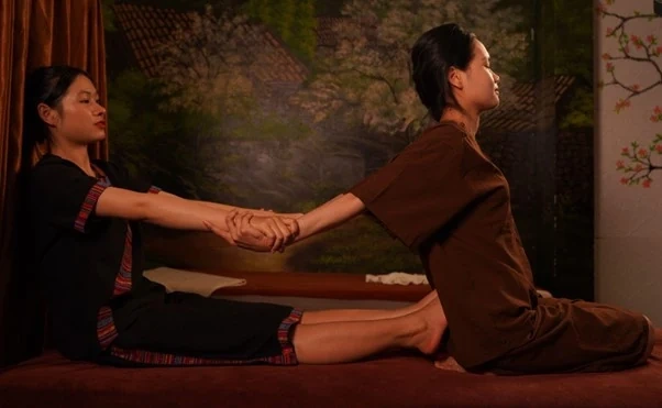 Hành trình tìm lại năng lượng với massage Thái tại Herbal Spa Hội An