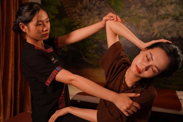 Hành trình tìm lại năng lượng với massage Thái tại Herbal Spa Hội An