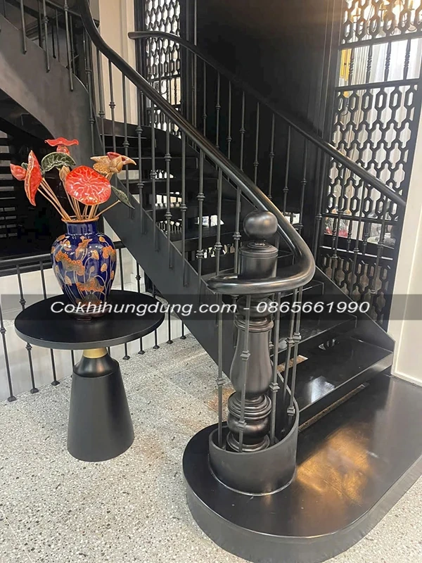 Cơ Khí Hùng Dũng Dẫn Đầu Xu Hướng Thiết Kế Cầu Thang Xoắn Ốc