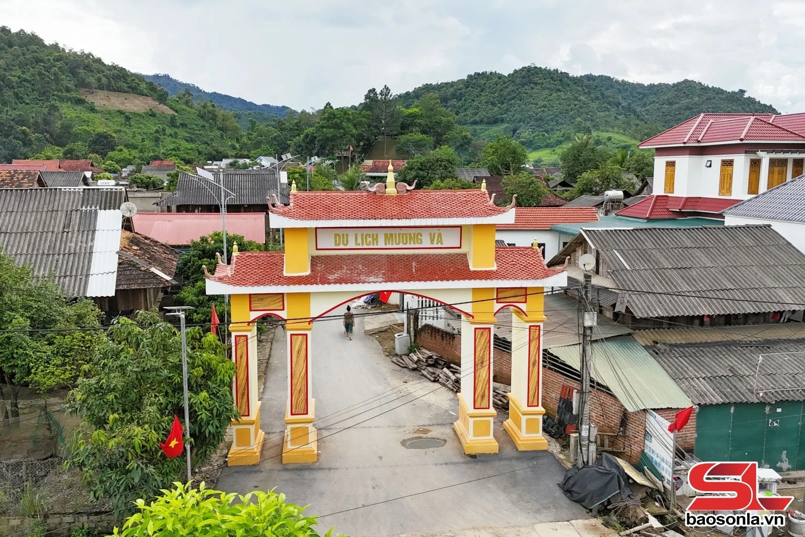 Bản sắc truyền thống- Phát triển du lịch nông thôn