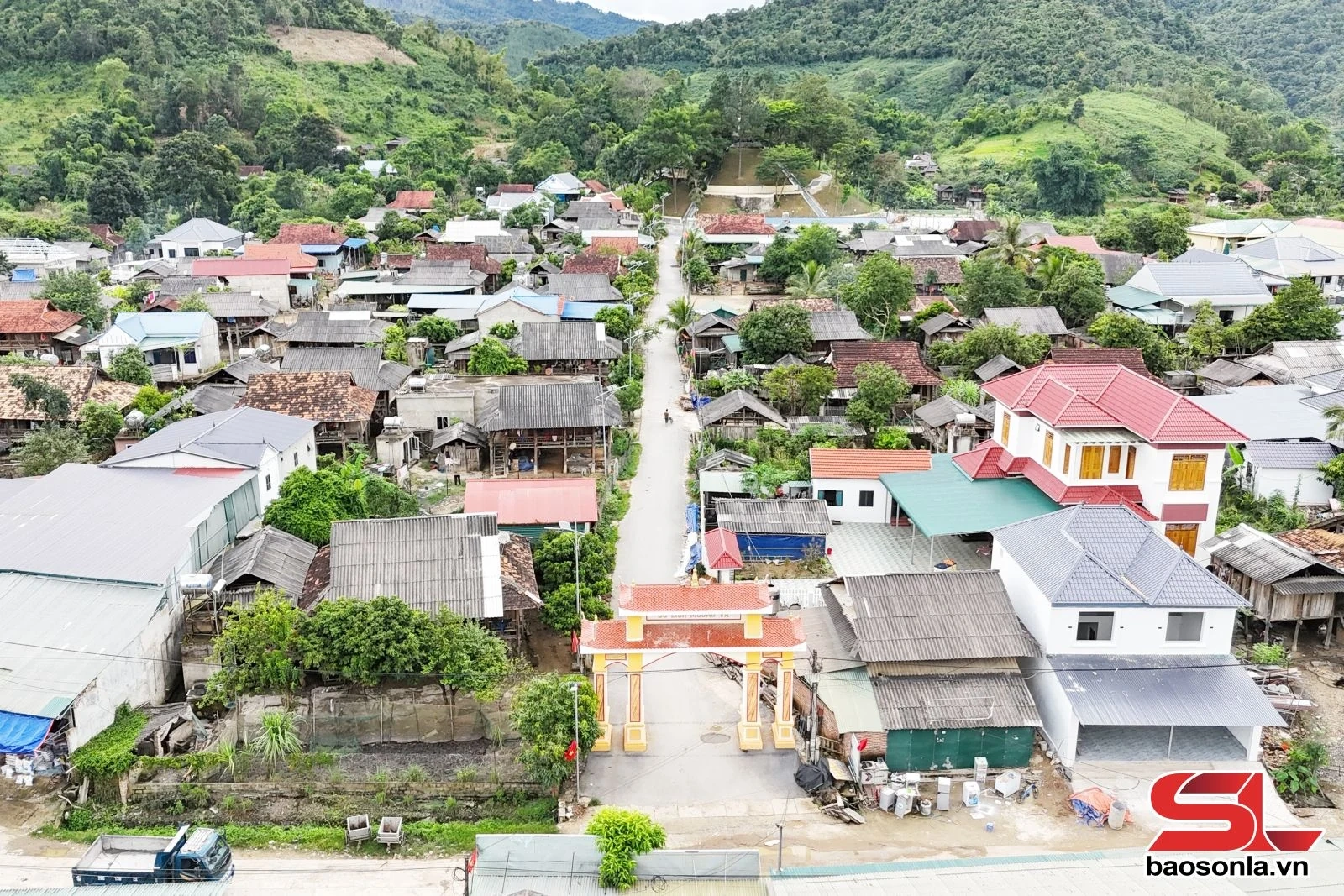 Bản sắc truyền thống- Phát triển du lịch nông thôn