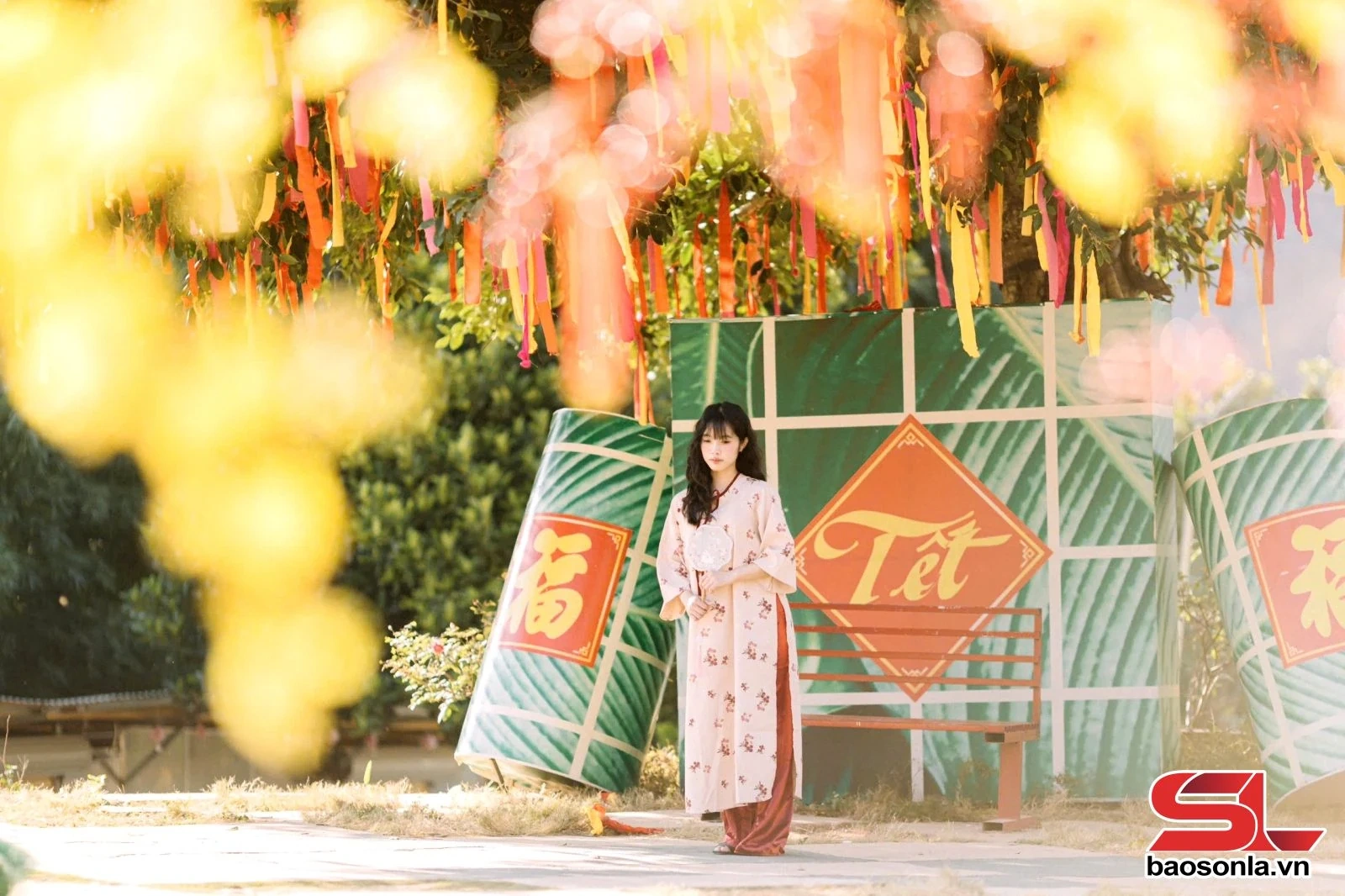 Rực rỡ sắc màu tại “Làng Tết xưa” ở Mộc Châu