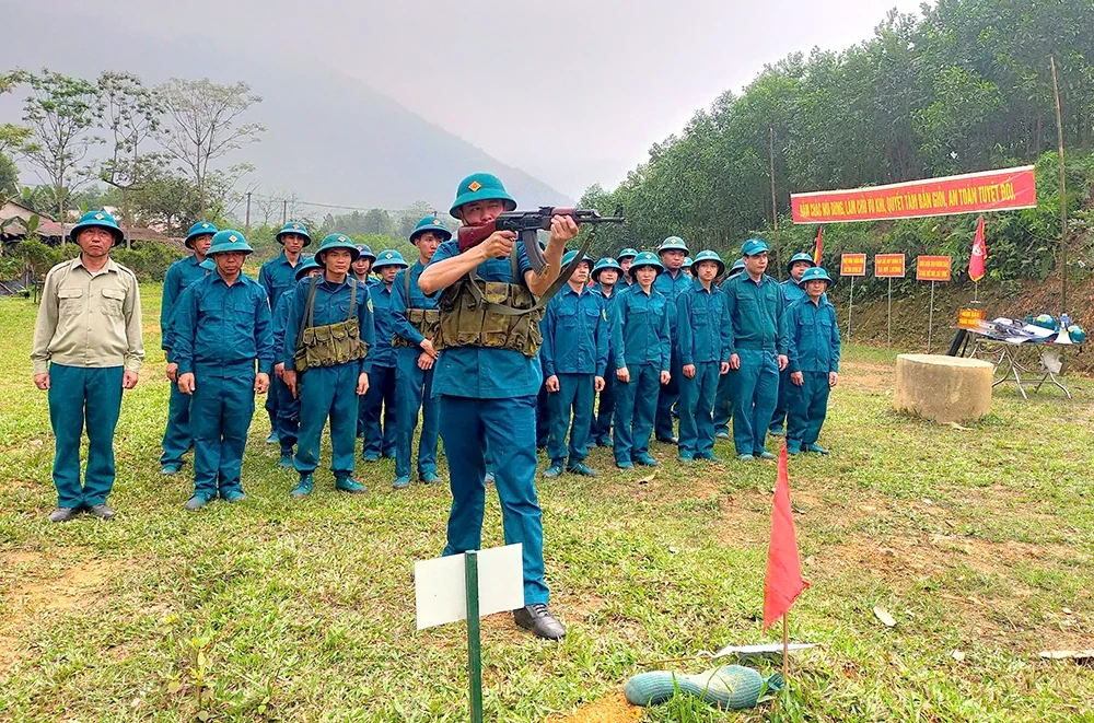 Xây dựng lực lượng Dân quân tự vệ vững mạnh, rộng khắp, đáp ứng yêu cầu nhiệm vụ trong tình hình mới