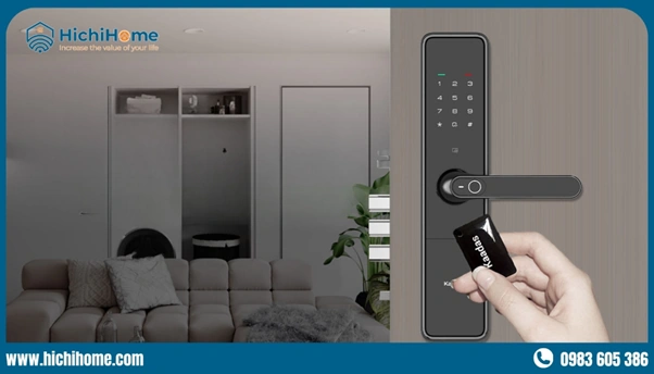 Khóa thẻ từ là gì? Khám phá công nghệ hiện đại của khóa cửa thẻ từ 2025