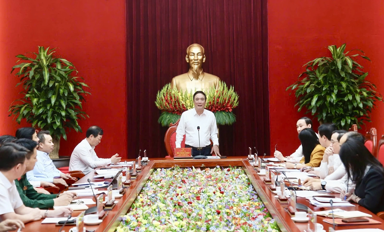 Họp Ban chỉ đạo thực hiện sắp xếp, tổ chức lại đơn vị hành chính các cấp tỉnh Phú Thọ