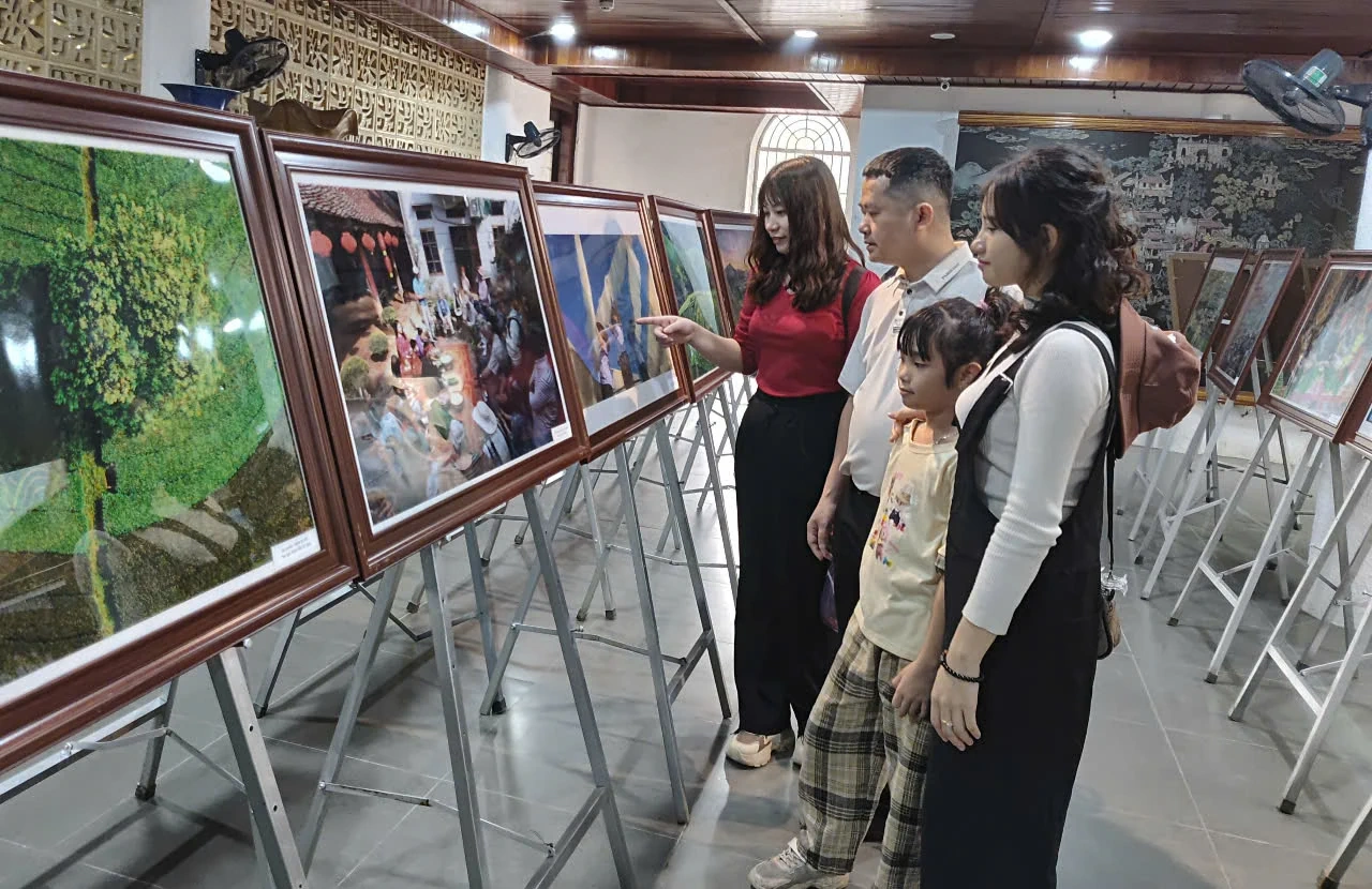 Trưng bày 50 tác phẩm ảnh nghệ thuật “Phú Thọ - Đất Tổ cội nguồn”
