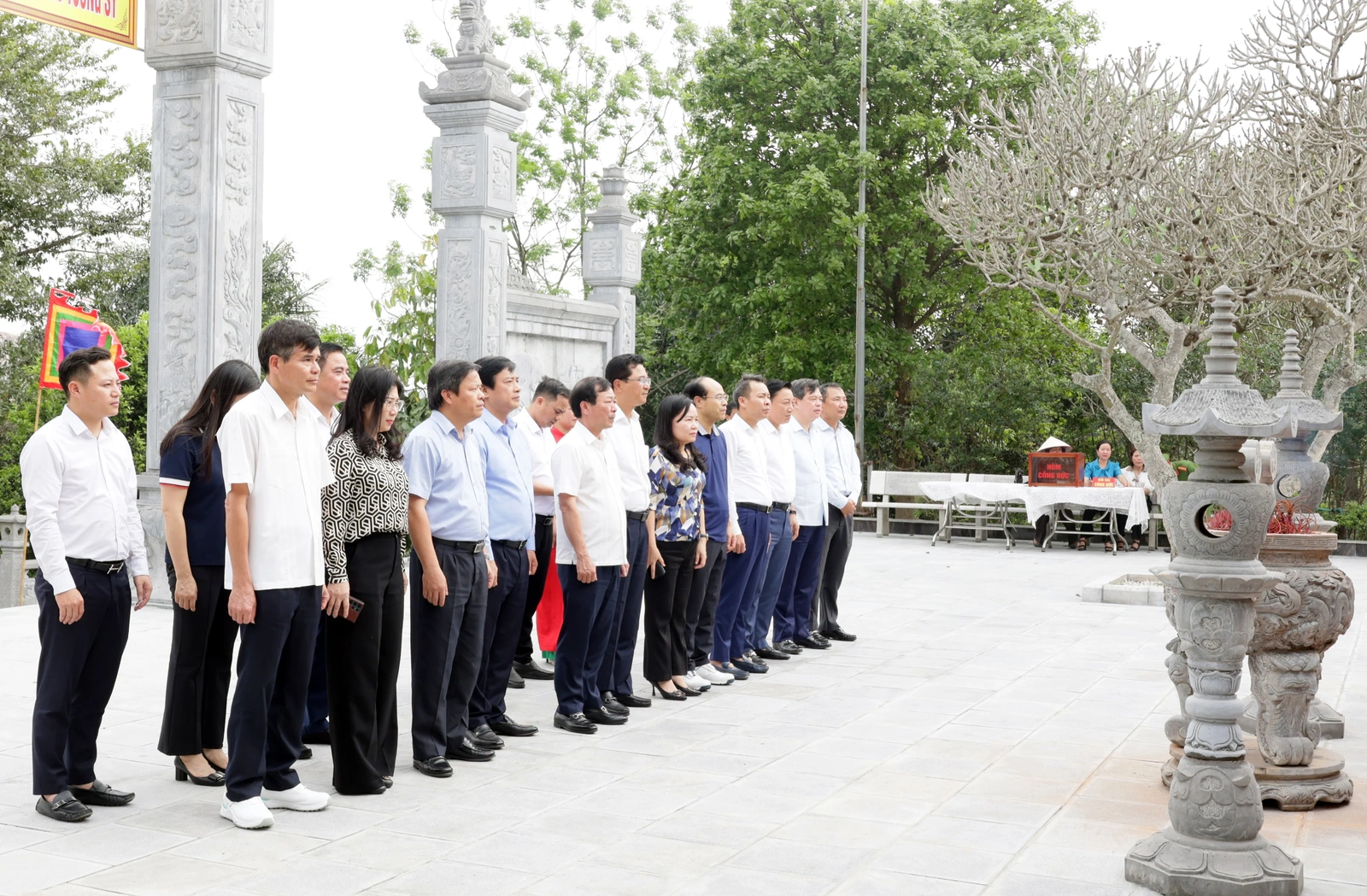 Dâng hương nhân 1.477 năm ngày mất Đức Vua Lý Nam Đế