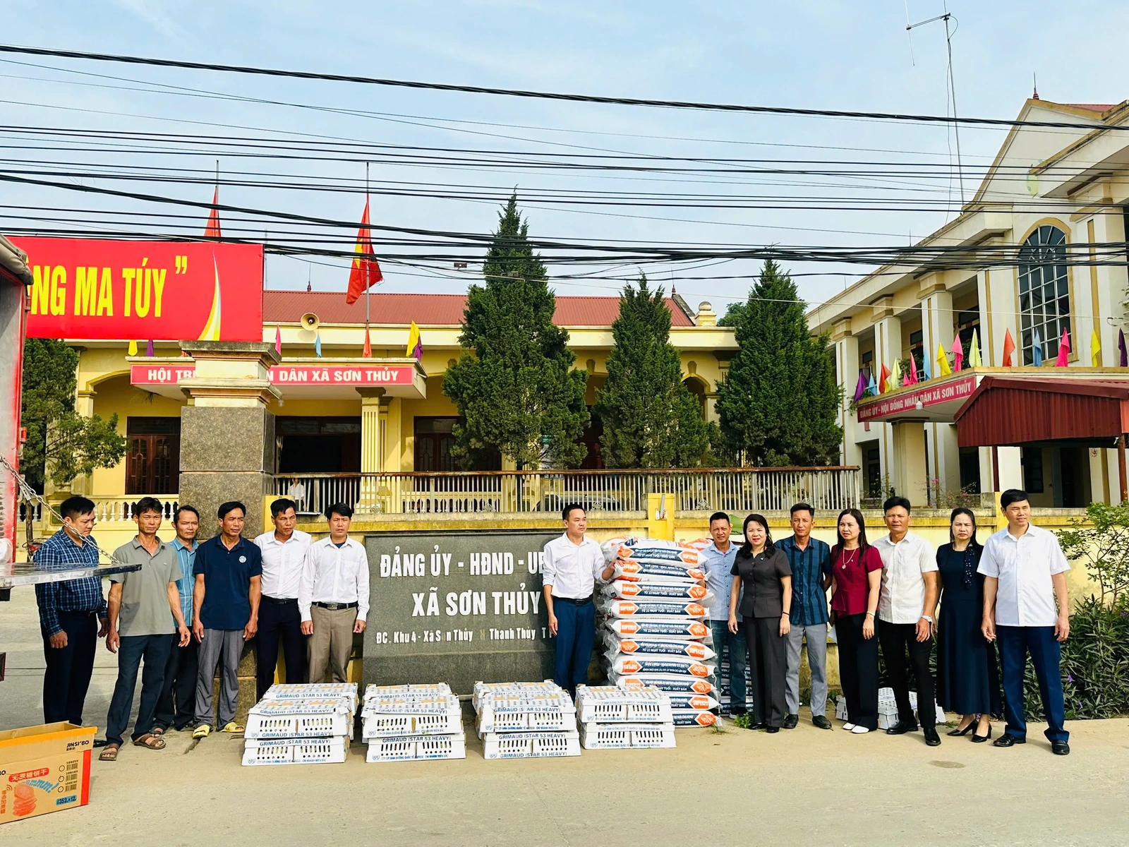 Tập huấn “Ứng dụng chế phẩm vi sinh vật trong nuôi vịt thương phẩm theo hướng an toàn sinh học” và ra mắt hợp tác xã