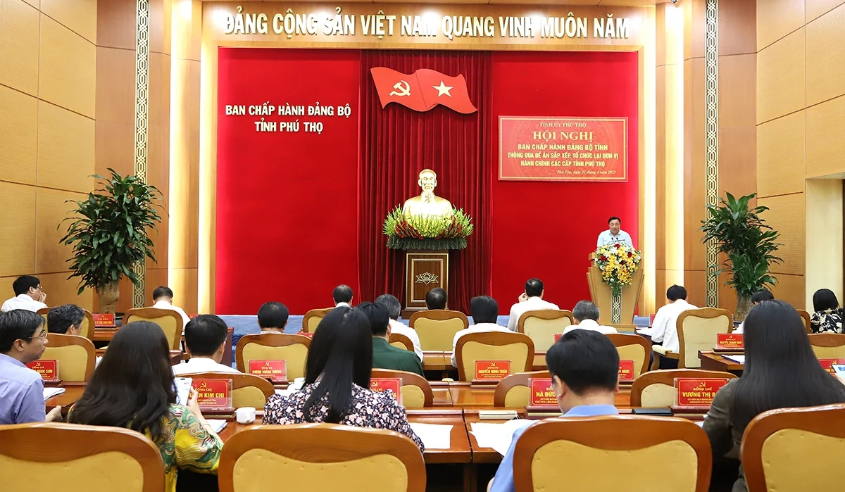 Thông qua Đề án sắp xếp, tổ chức lại đơn vị hành chính các cấp tỉnh Phú Thọ