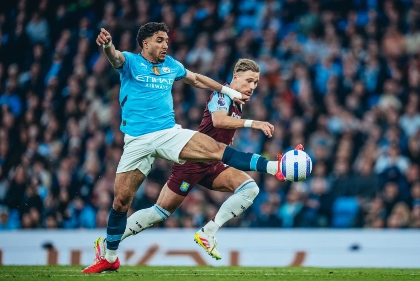 Bùng nổ phút cuối, Man City vươn lên top 3 Ngoại hạng Anh 2024/25