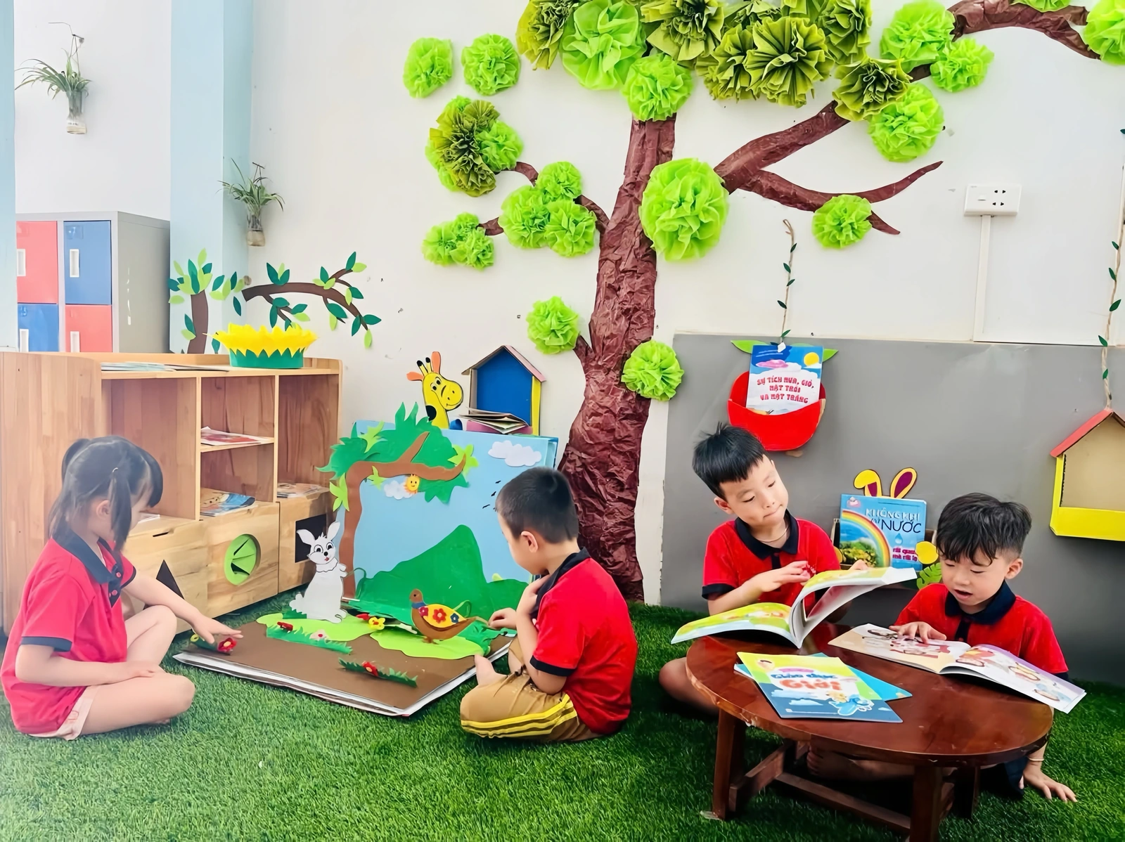 Các trường học sôi nổi hưởng ứng Ngày Sách và Văn hóa đọc Việt Nam