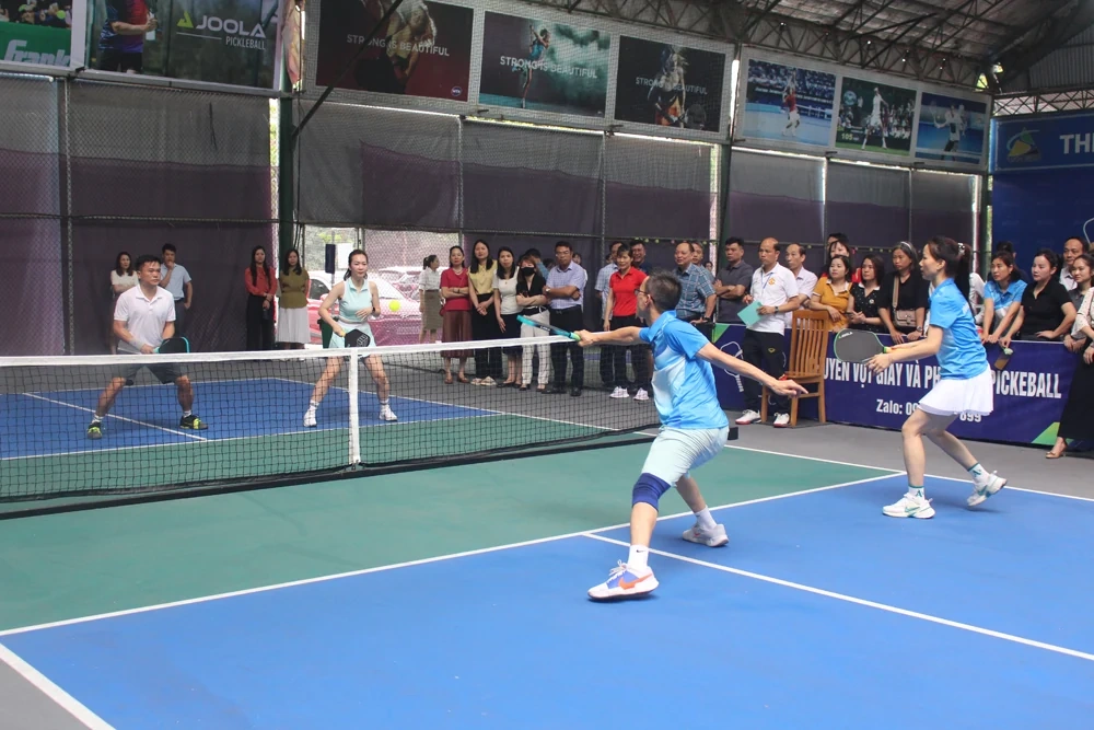 Hội thao cán bộ, công chức, viên chức, lao động