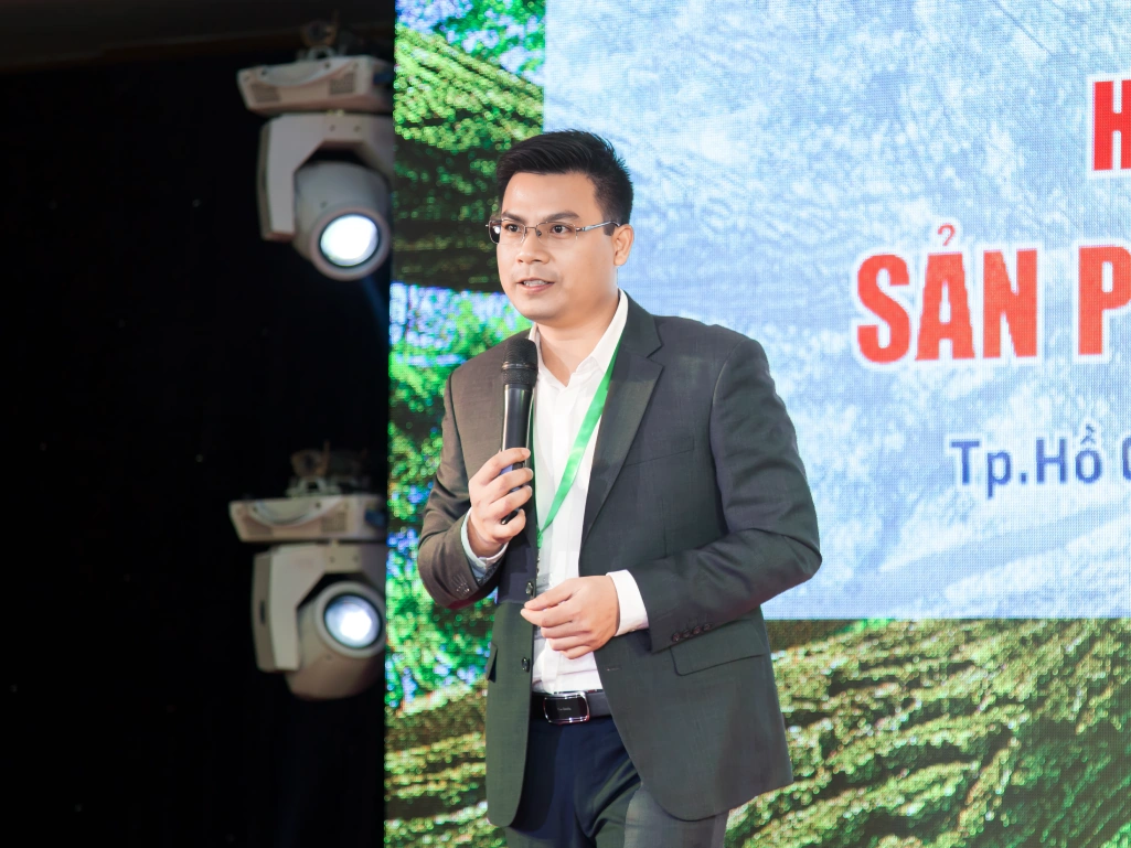 Chống nắng nóng, giảm nhiệt độ phòng đến 3°C chỉ bằng ốp tường?