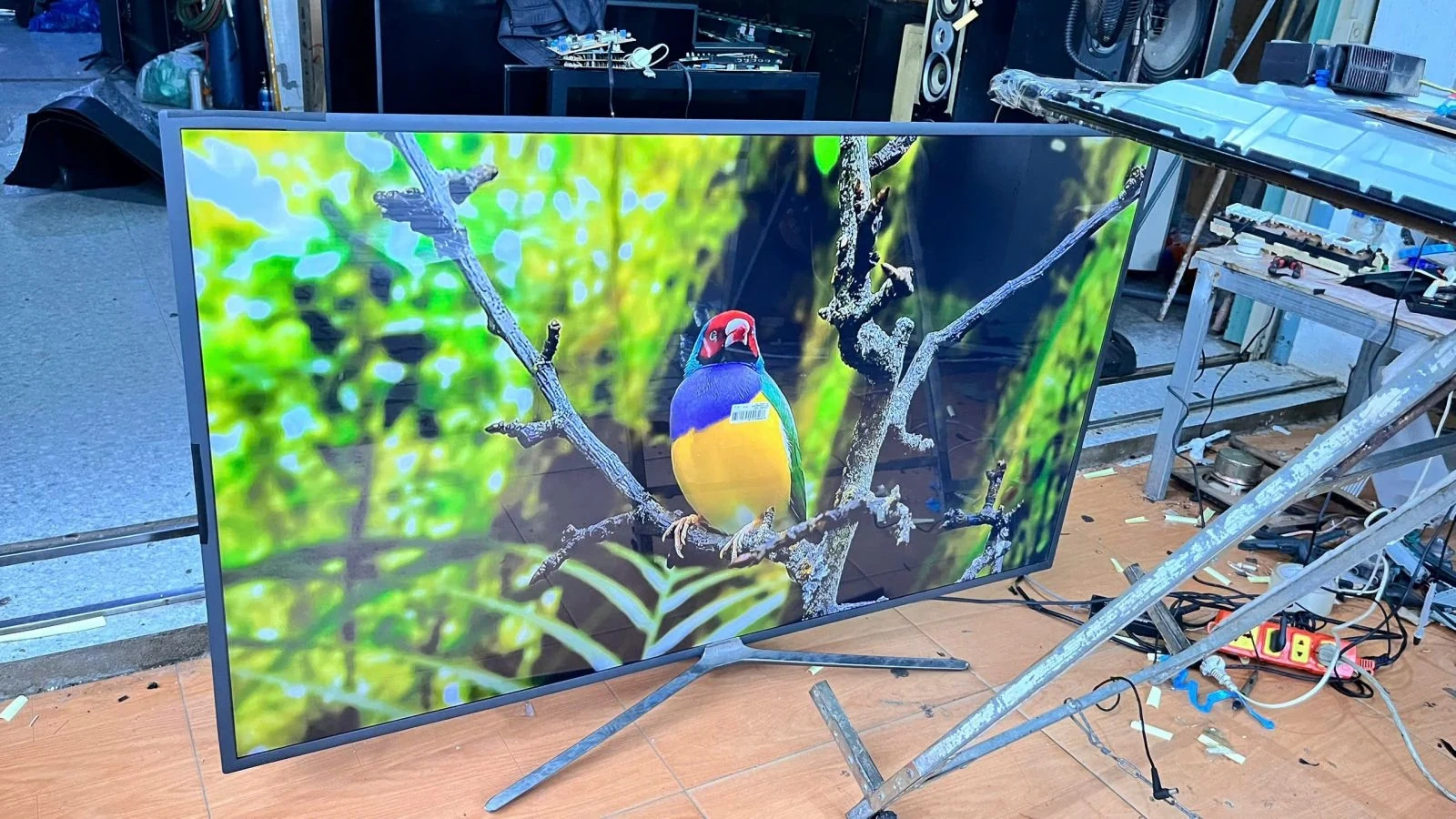 Điện tử điện lạnh Bá Thành: Sửa tivi tại nhà Đà Nẵng, dịch vụ tận tâm