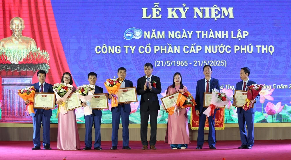 Kỷ niệm 60 năm ngày thành lập Công ty Cổ phần cấp nước Phú Thọ