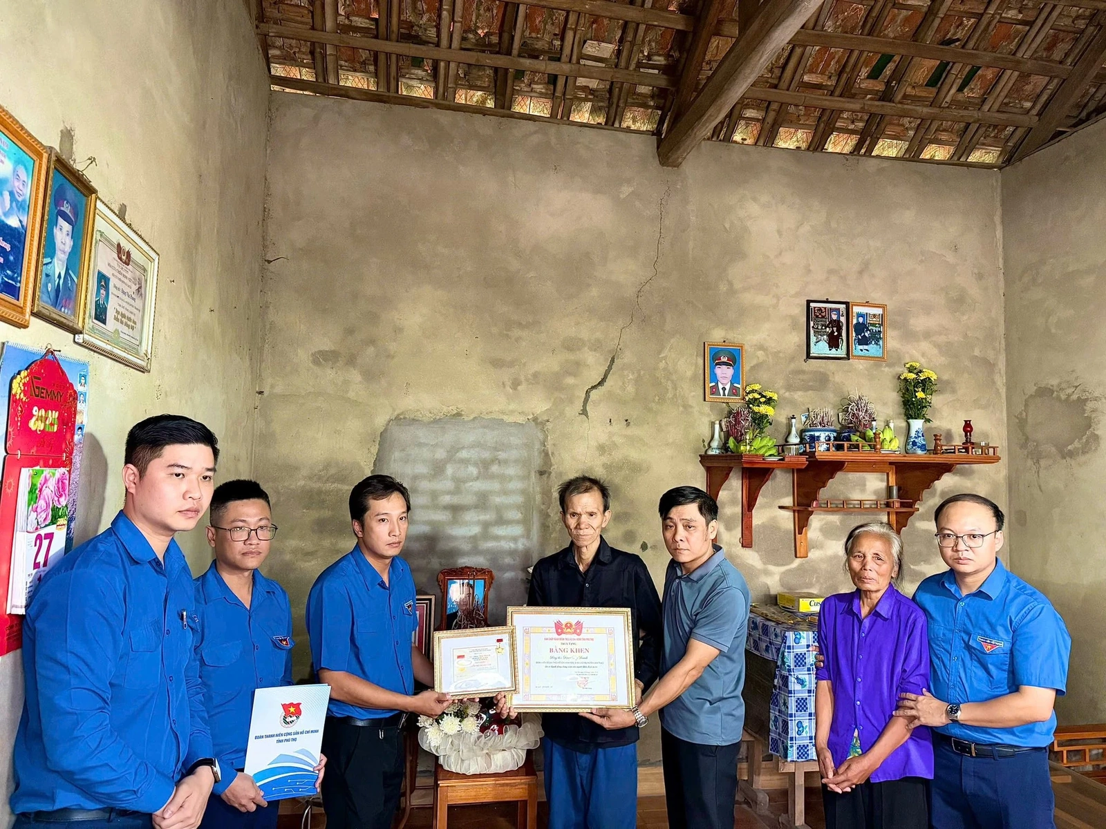 Truy tặng Huy hiệu “Tuổi trẻ dũng cảm” cho thanh niên tử nạn khi cứu người đuối nước