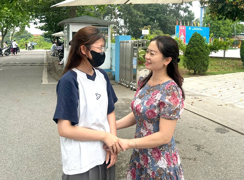 Đề thi tiếng Anh lớp 10 phân hóa tốt thí sinh