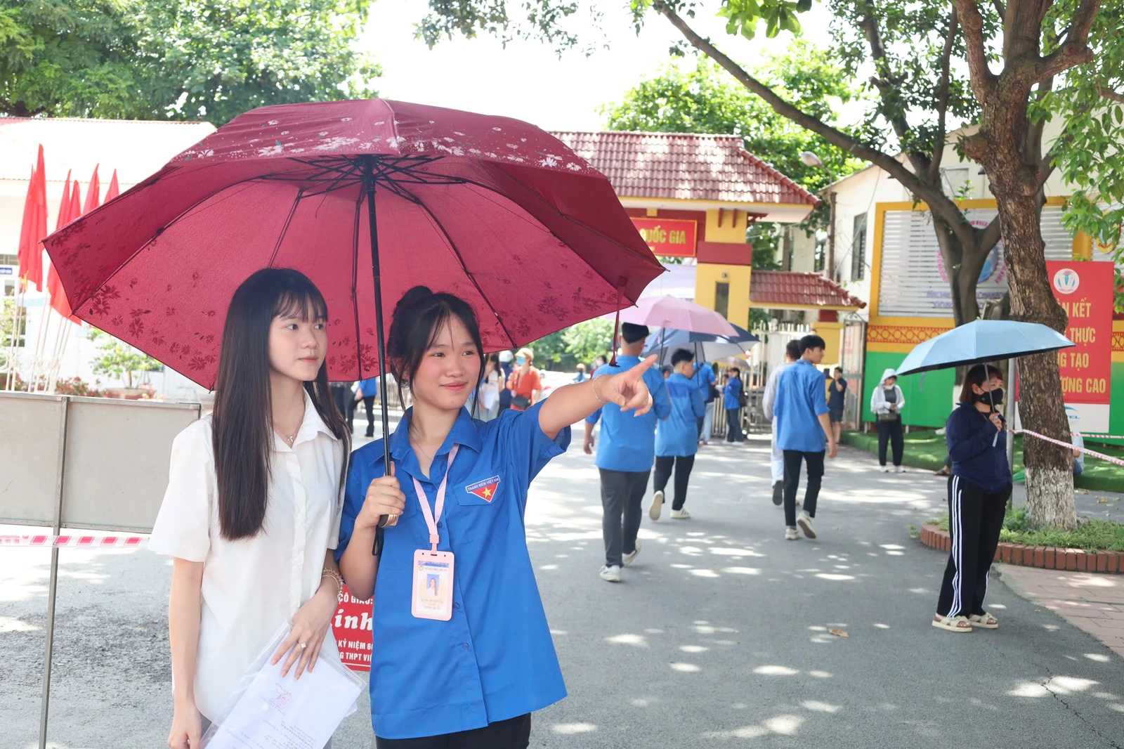 Đề Ngữ văn phát huy khả năng sáng tạo của học sinh