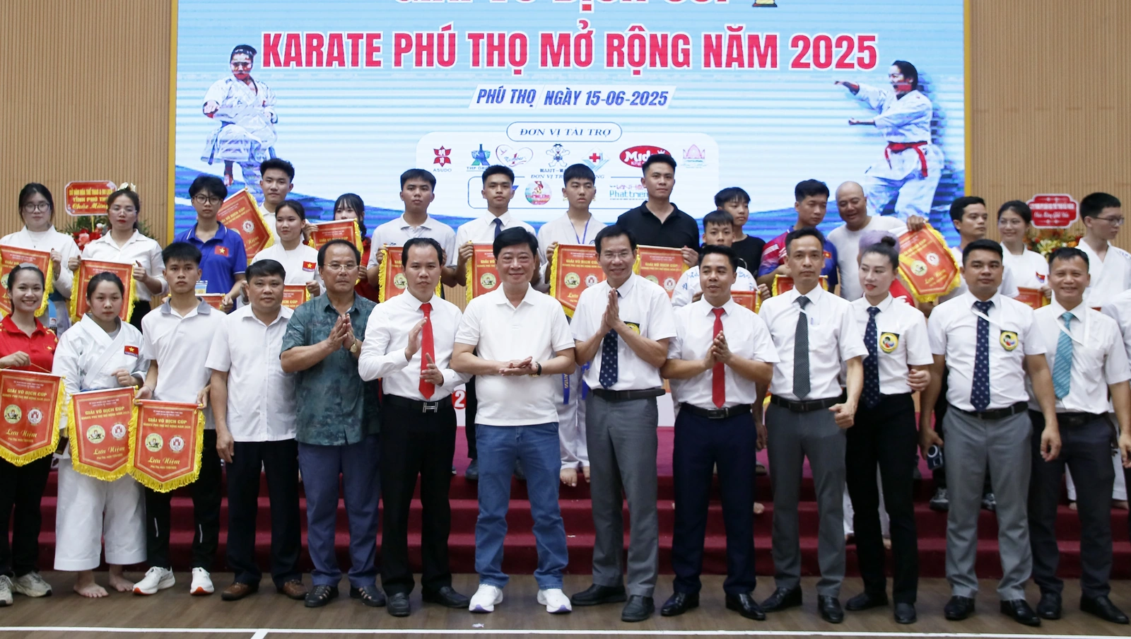 980 VĐV tham dự Giải Vô địch Cúp Karate Phú Thọ mở rộng năm 2025