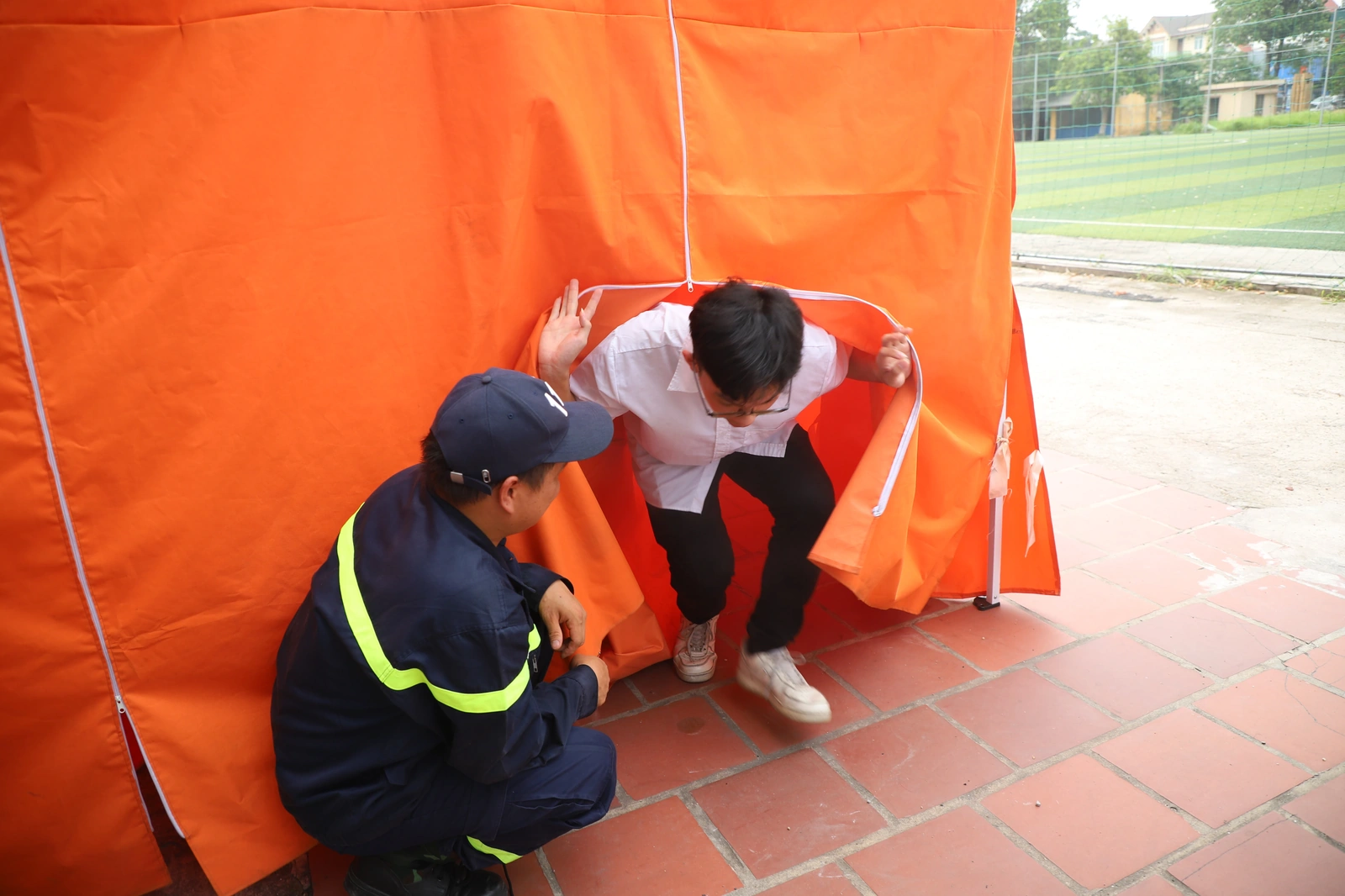 Một ngày trải nghiệm tại Trung tâm giáo dục cộng đồng về phòng cháy chữa cháy và cứu nạn cứu hộ