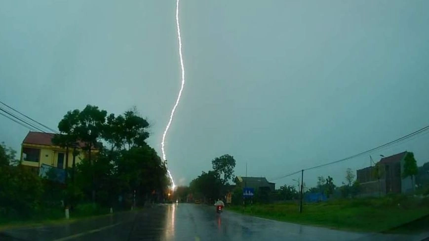 Một người đàn ông tử vong do bị sét đánh