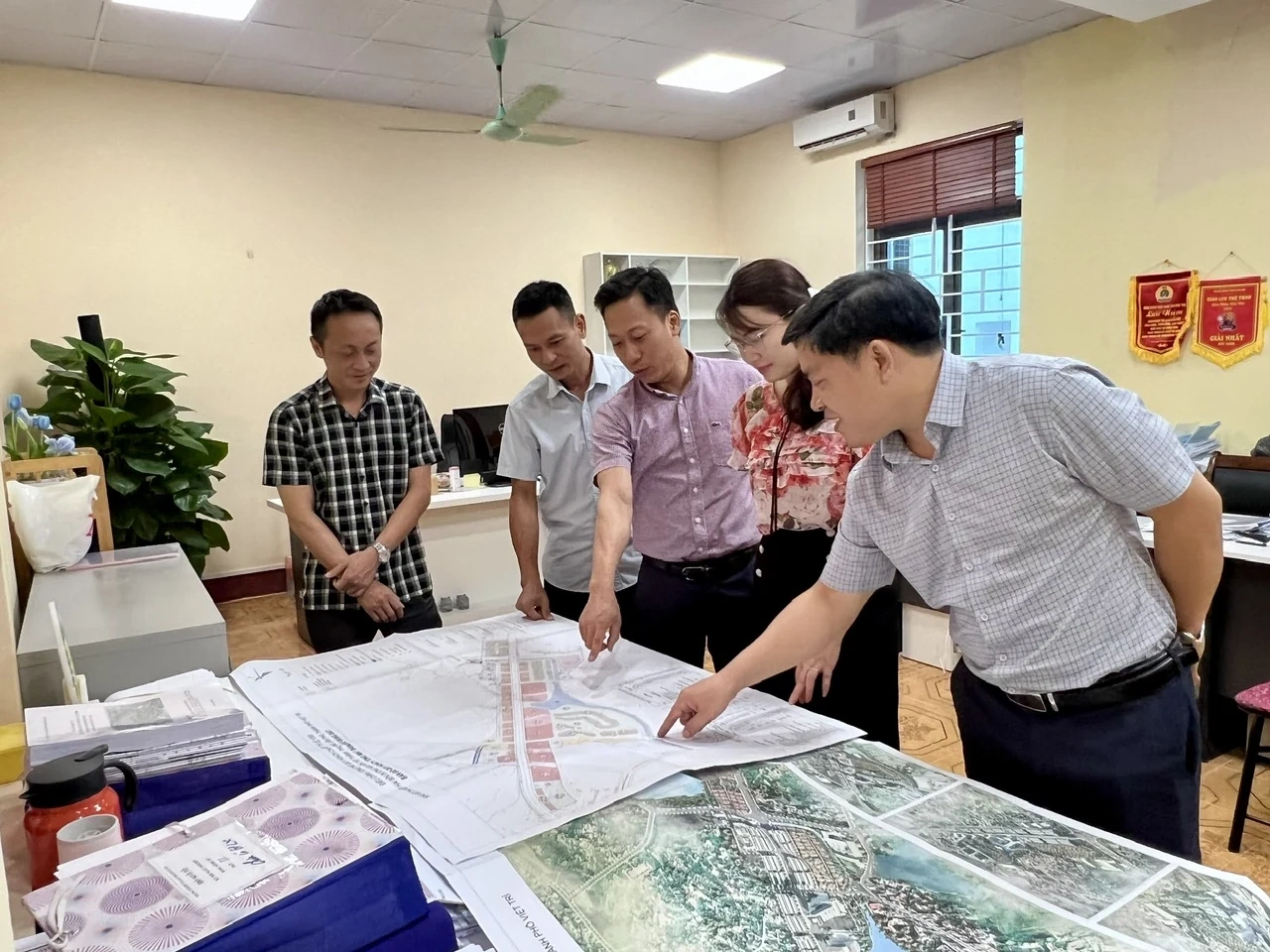 Học và làm theo Bác về nêu cao trách nhiệm trong thực hiện nhiệm vụ