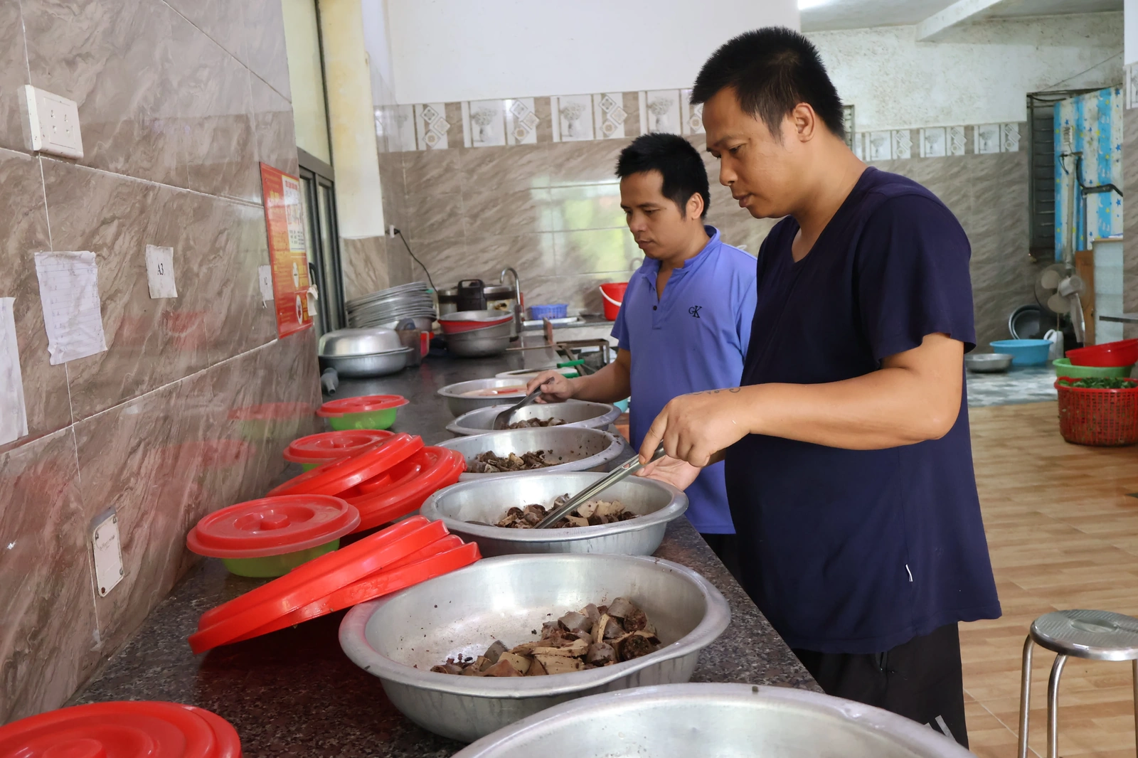 Ngôi nhà chung của những mảnh đời bất hạnh