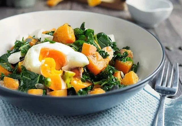 Thực phẩm giúp tóc khỏe và dày hơn từ bên trong- Ảnh 1. Thực phẩm giúp tóc khỏe và dày hơn từ bên trong