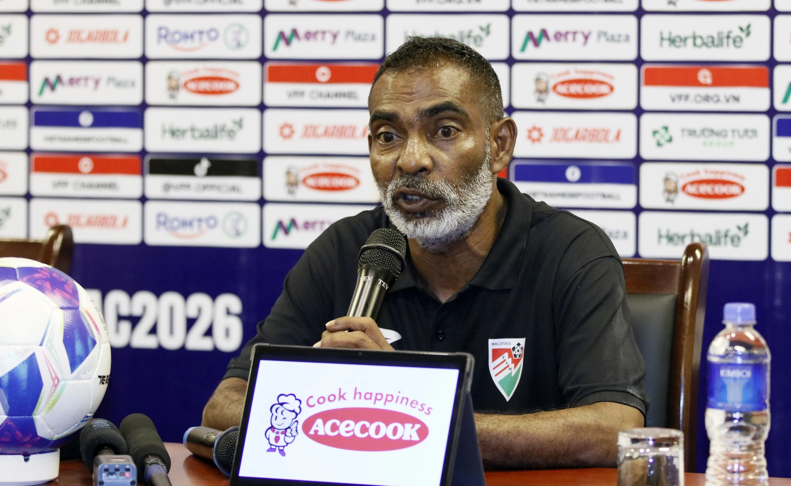 HLV Maldives: Đội tuyển nữ Việt Nam quá mạnh ở bảng đấu