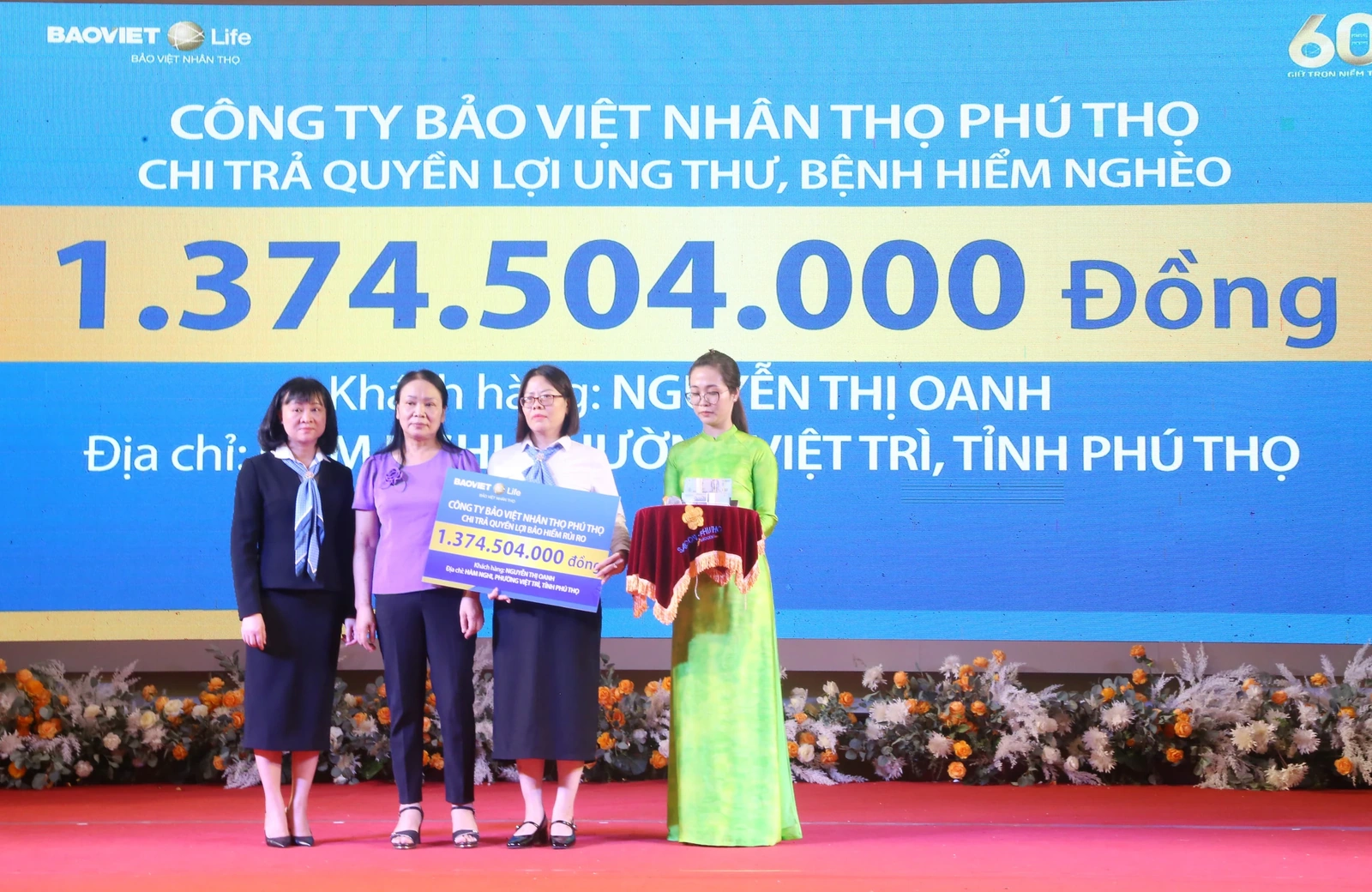 Bảo Việt Nhân thọ Phú Thọ ra mắt 2 sản phẩm mới và trao xe đạp cho các em học sinh hiếu học