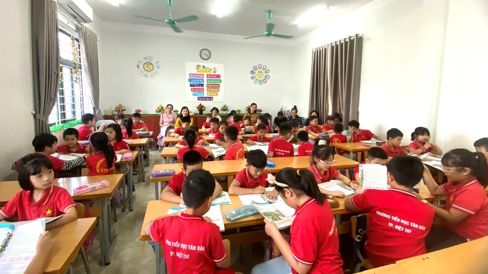 Tạo điều kiện thuận lợi cho học sinh chuyển trường do sáp nhập tỉnh