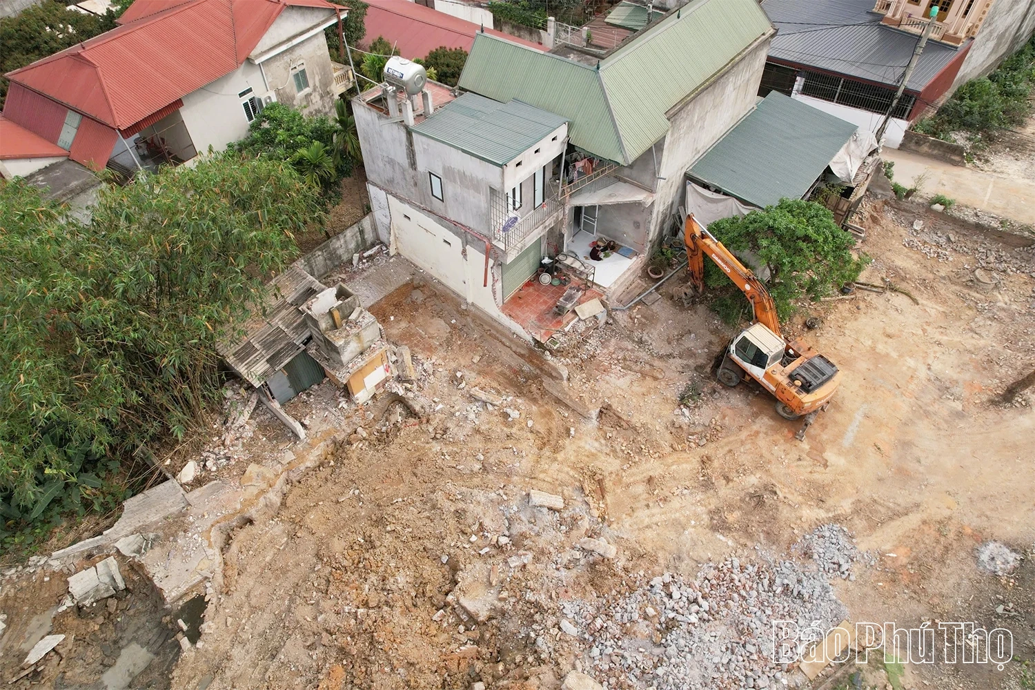 Dự án Đường song song đường sắt - gỡ vướng để về đích