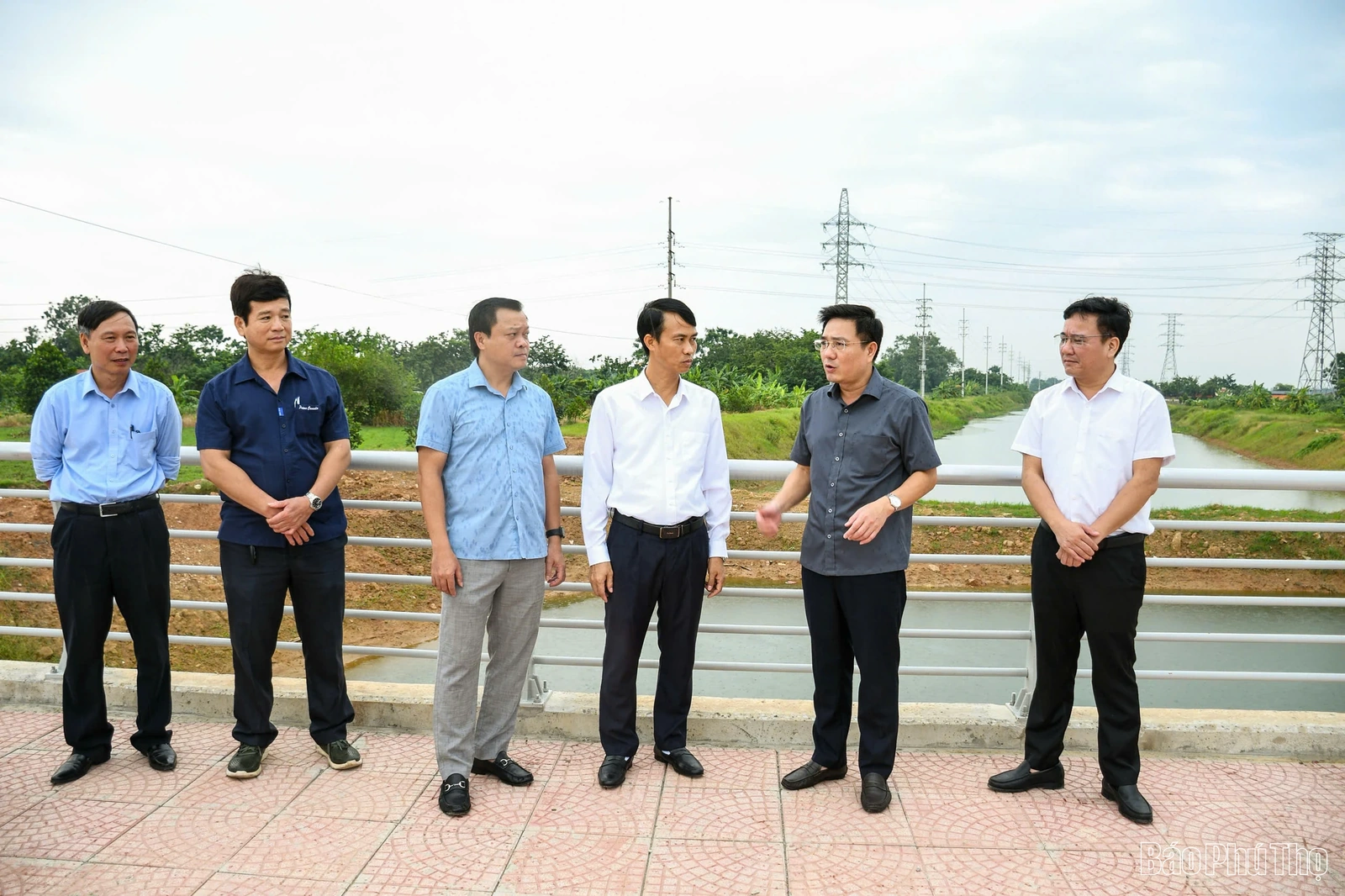 Phó Chủ tịch UBND tỉnh Vũ Việt Văn kiểm tra công tác chuẩn bị ứng phó với bão số 3