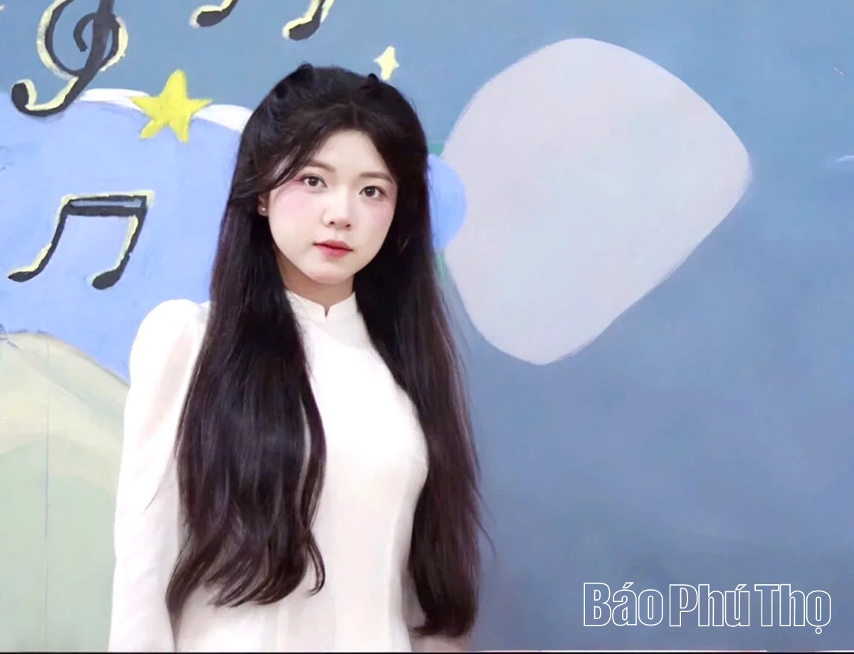 Nữ sinh trường làng trở thành thủ khoa