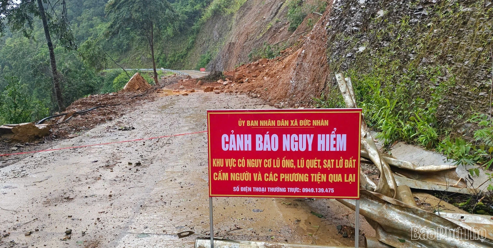 Sau bão là nỗi lo sạt lở đất