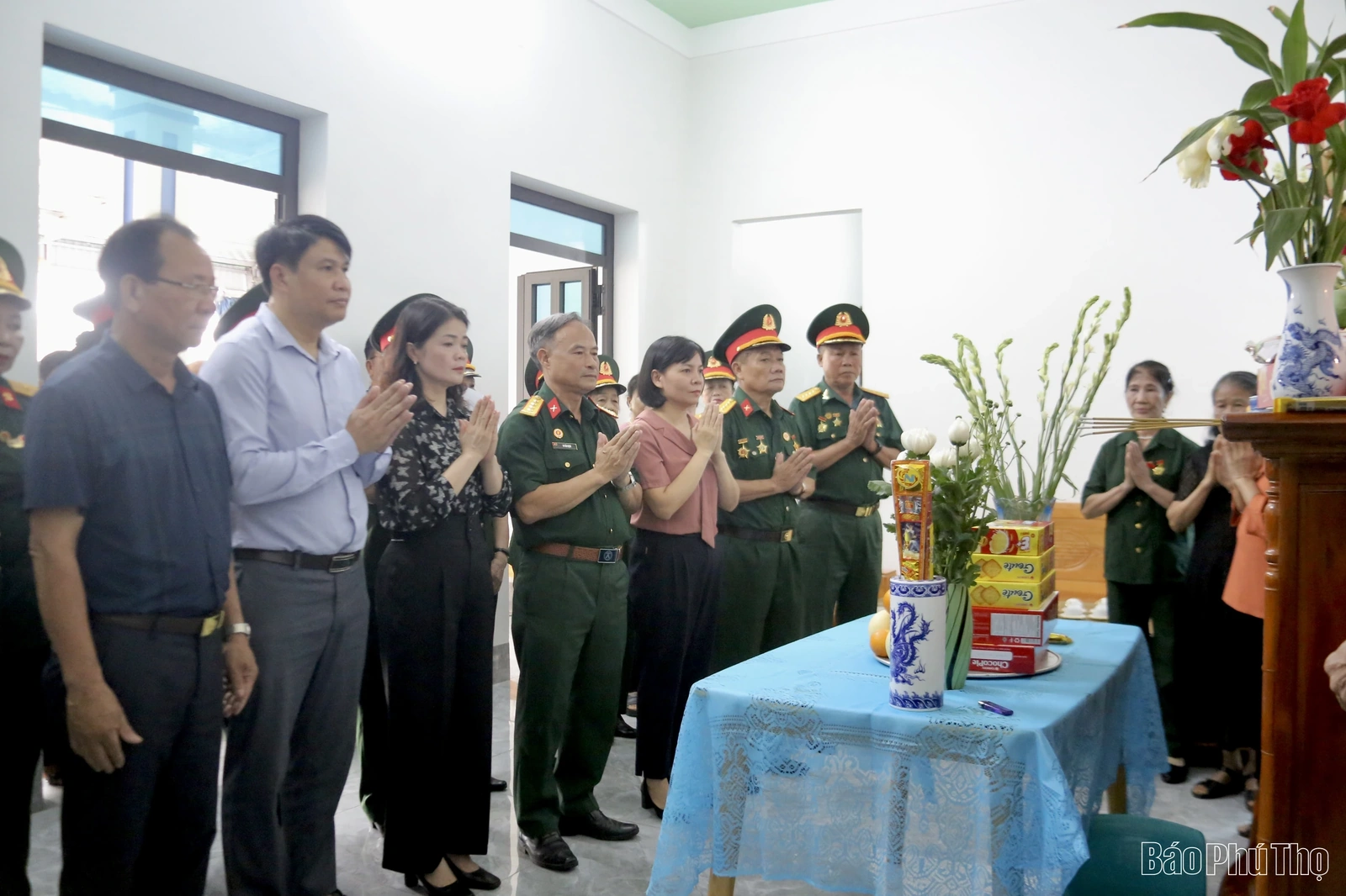 Tri ân các anh hùng liệt sĩ nhân kỷ niệm 78 năm Ngày Thương binh - liệt sĩ
