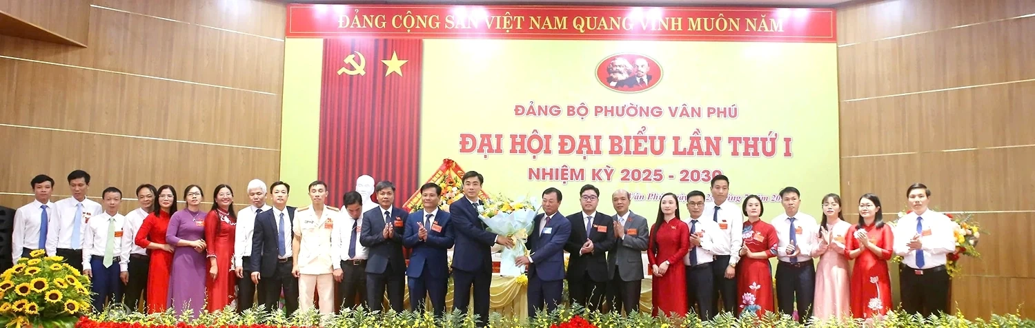 Đại hội đại biểu Đảng bộ phường Vân Phú lần thứ I
