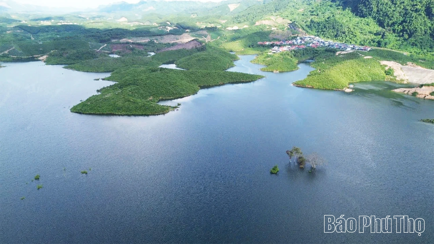 Đại thủy nông lớn nhất miền Bắc lần đầu “thử lửa” trong bão số 3