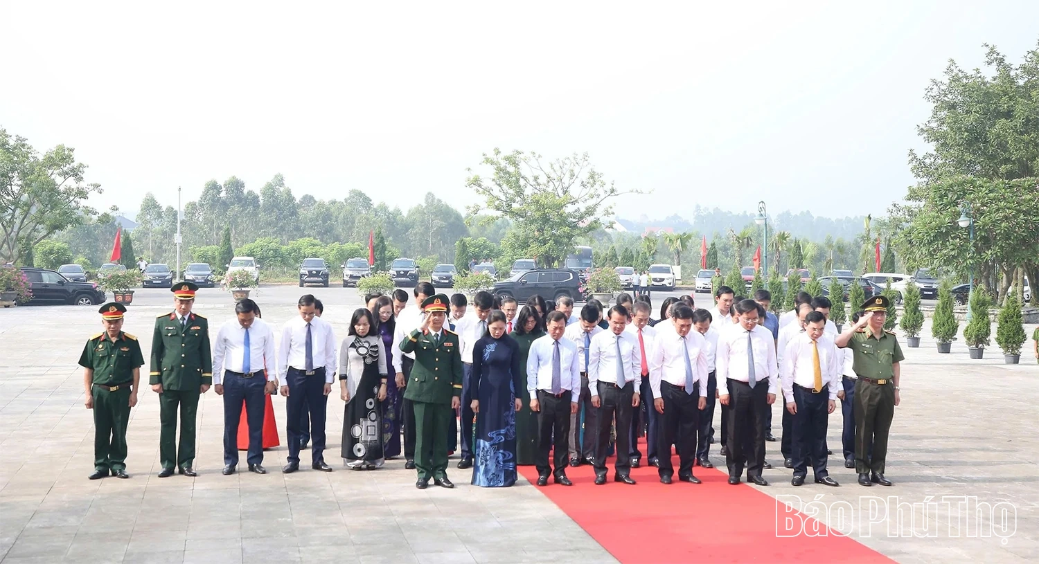 Đoàn đại biểu lãnh đạo tỉnh dâng hương tưởng nhớ các Anh hùng Liệt sĩ nhân kỷ niệm 78 năm Ngày Thương binh - Liệt sĩ