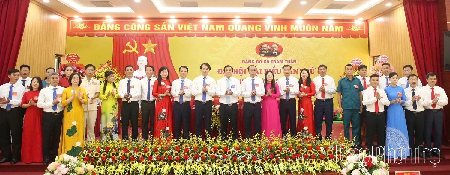 Đại hội đại biểu Đảng bộ xã Trạm Thản lần thứ I: Đẩy mạnh xây dựng đồng bộ kết cấu hạ tầng