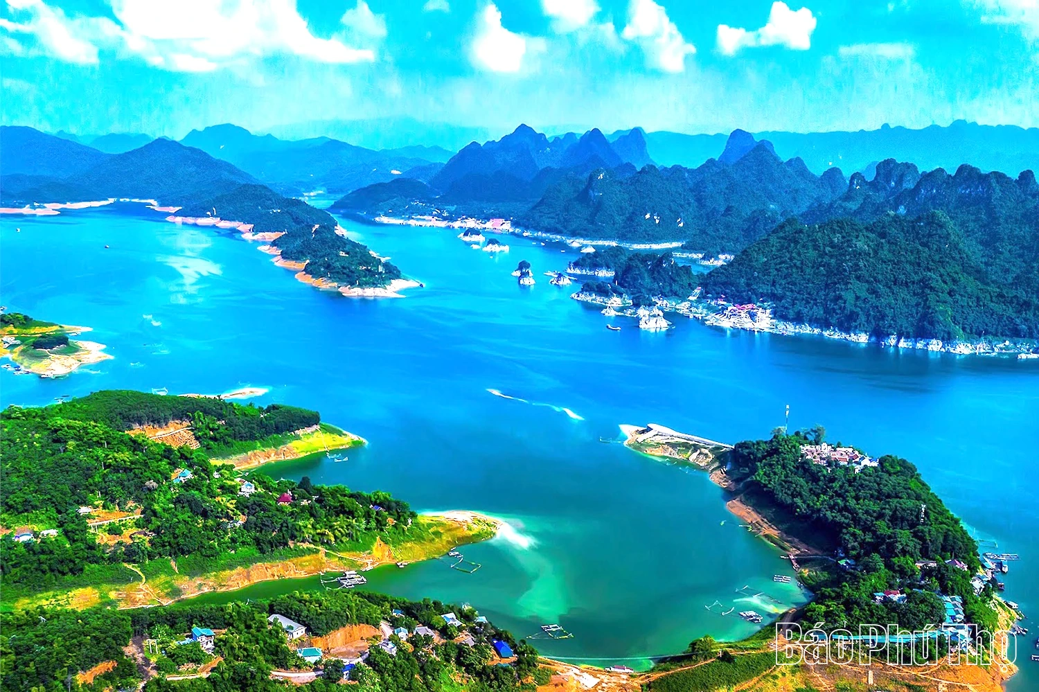 Đảng bộ UBND tỉnh đoàn kết, thống nhất, tập trung lãnh đạo, chỉ đạo thực hiện thắng lợi các mục tiêu, nhiệm vụ Nghị quyết Đảng bộ UBND tỉnh nhiệm kỳ I, giai đoạn 2025 - 2030