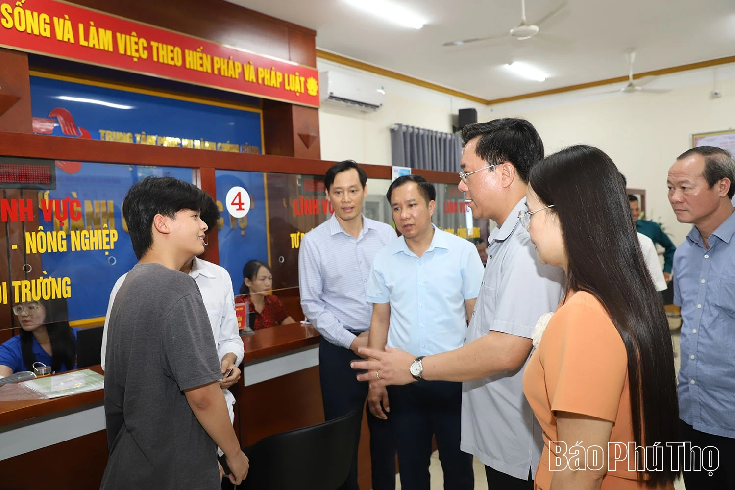 Đảng bộ UBND tỉnh đoàn kết, thống nhất, tập trung lãnh đạo, chỉ đạo thực hiện thắng lợi các mục tiêu, nhiệm vụ Nghị quyết Đảng bộ UBND tỉnh nhiệm kỳ I, giai đoạn 2025 - 2030