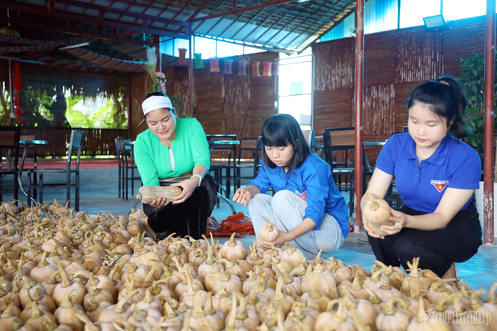Thanh niên dân tộc thiểu số - điểm tựa của cộng đồng