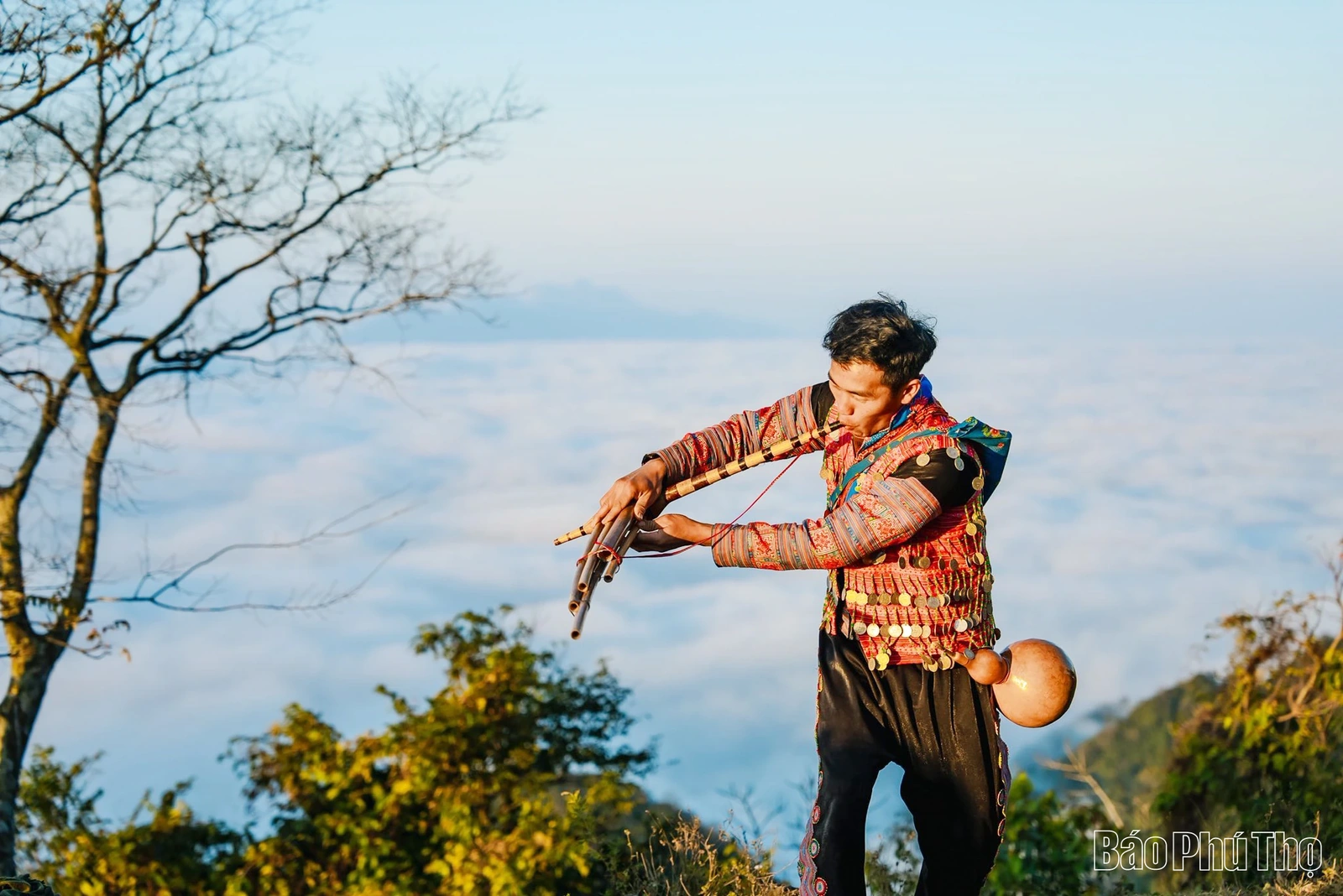 Thanh niên dân tộc thiểu số - điểm tựa của cộng đồng