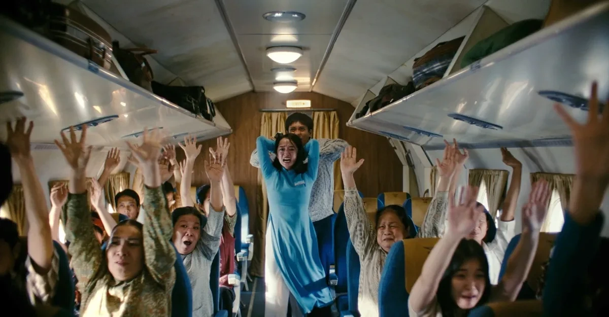 Cảnh đối đầu nghẹt thở của Thái Hòa và Thanh Sơn trong “Tử chiến trên không”