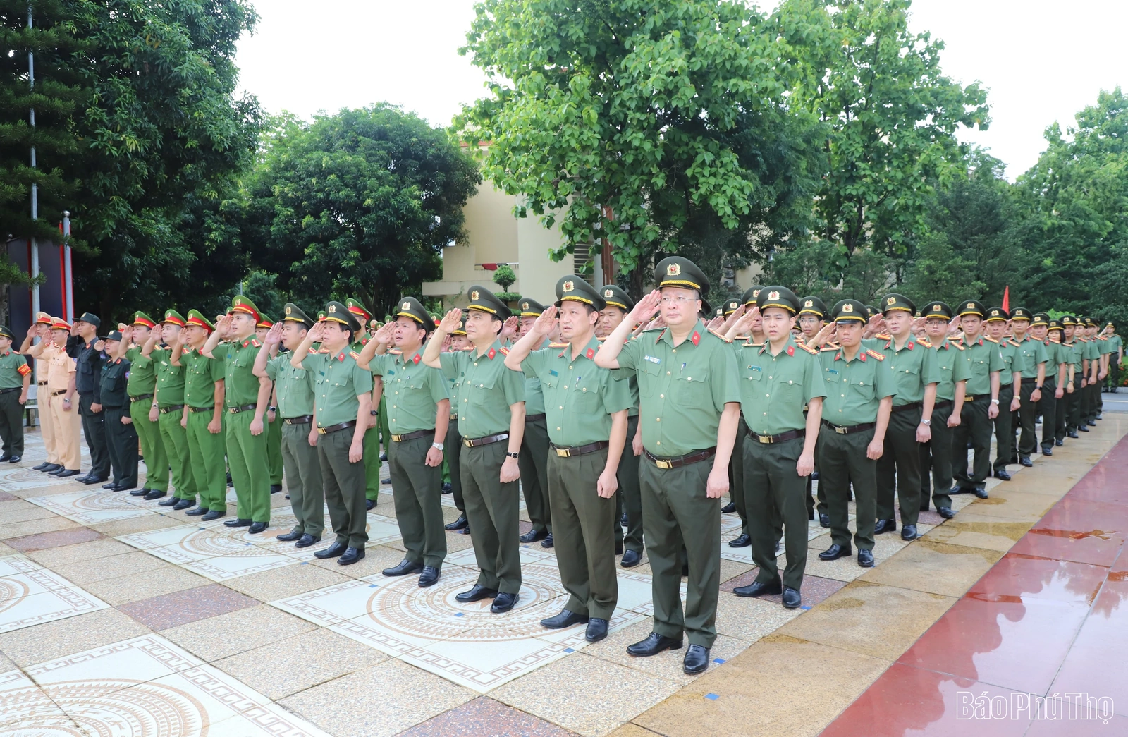 Ra quân cao điểm tấn công, trấn áp tội phạm, bảo đảm an ninh trật tự Đại hội Đảng các cấp